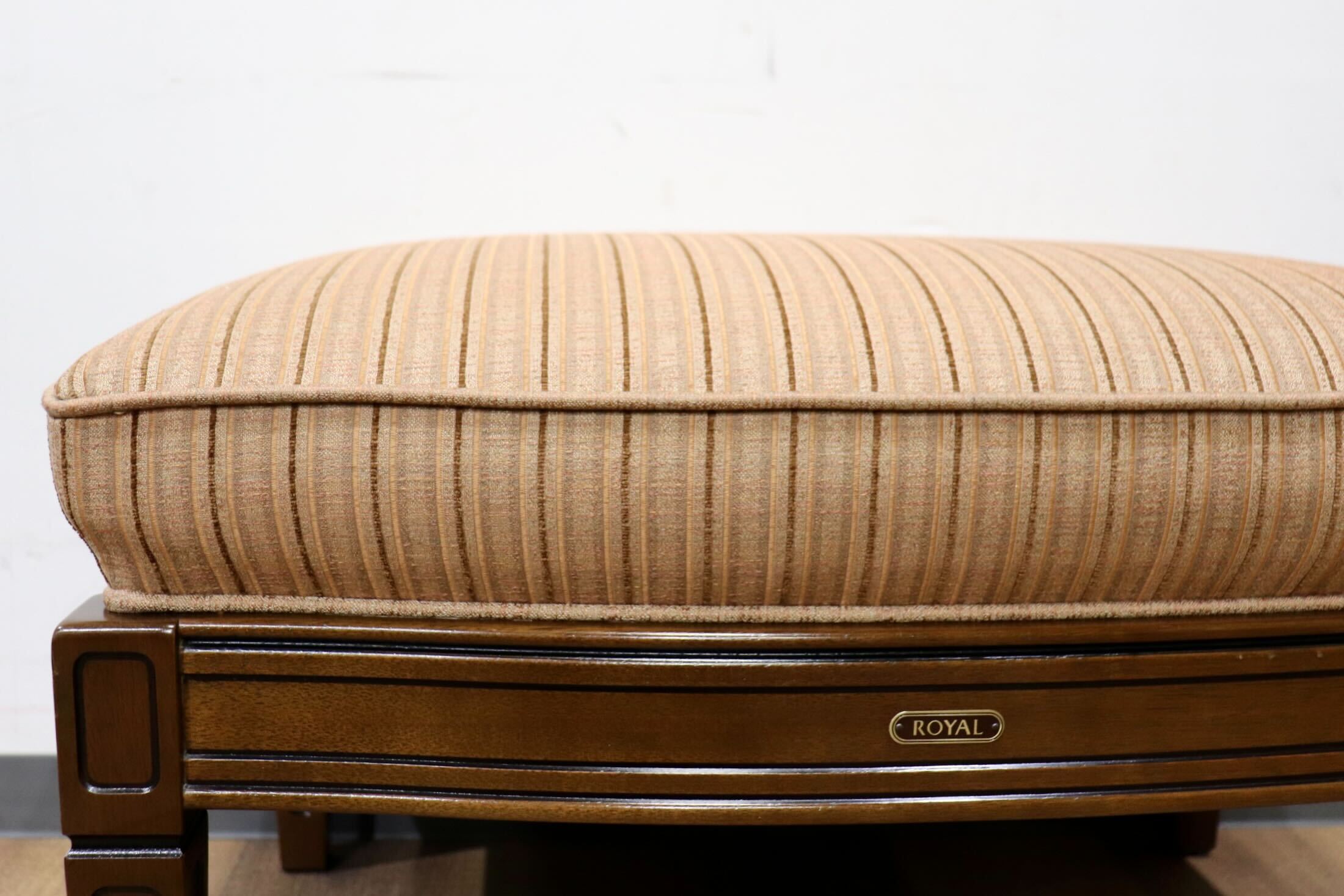 GMHS412○maruni / マルニ 地中海 ROYAL ロイヤル シャルル オットマン