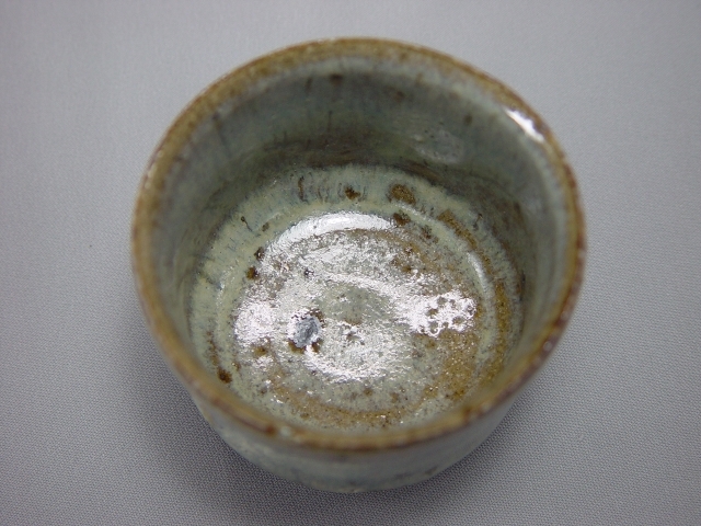 古唐津に魅せられて－斑唐津ぐい呑み作品集。