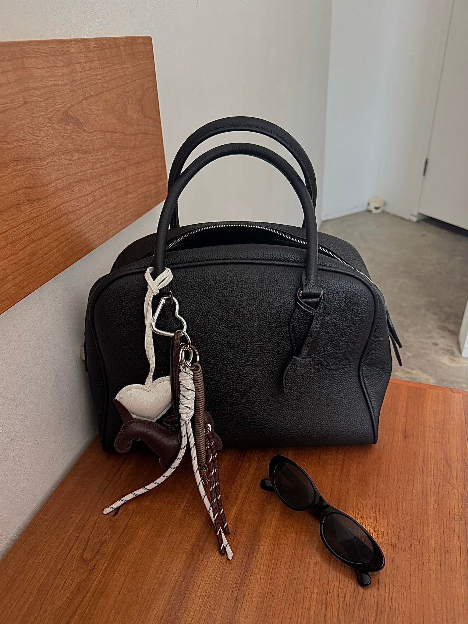 レザーミニボストンバッグ(キーチャーム付き) 2007 – gypsophila