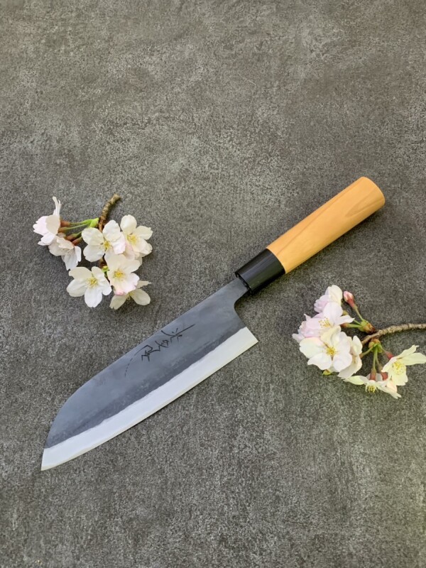 信濃打刃物 伝統工芸士 畑山充吉 充吉作 黒打 三徳165mm 桜柄