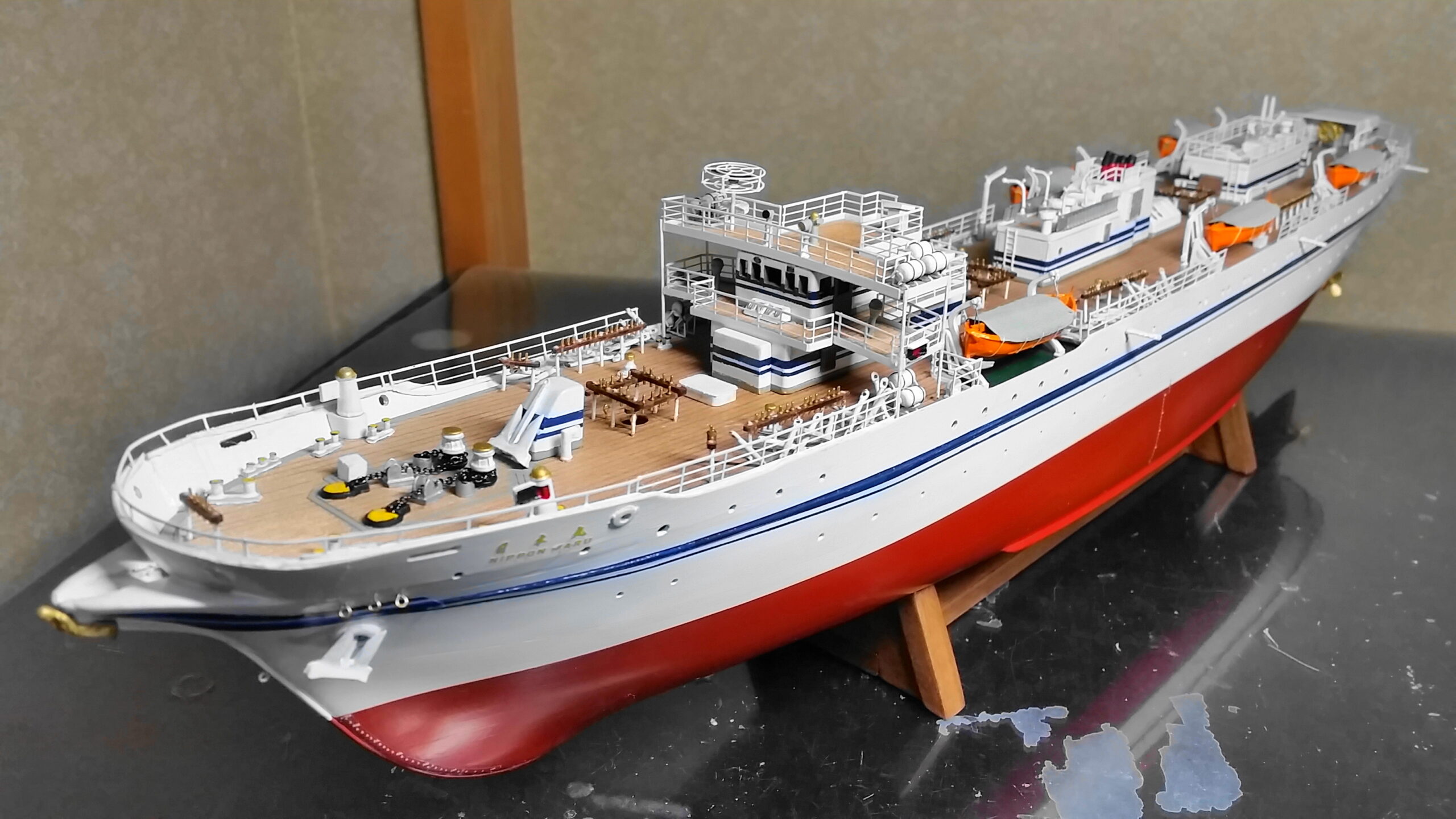 ③日本丸を作る《船室組み立て～甲板仕上げ》