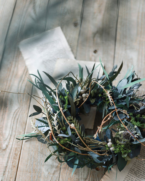 爽やかなユーカリのグリーンリース・ 25㎝ BOX入り – 花と木の実cocochiya