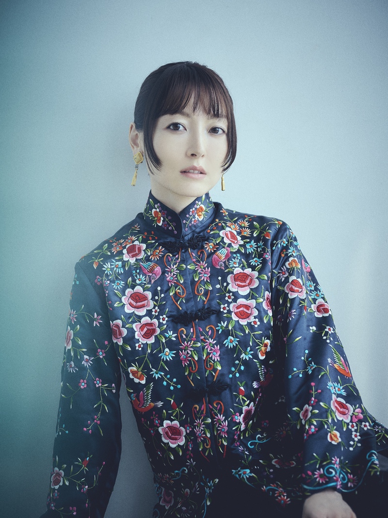 PROFILE | 花澤香菜 オフィシャルサイト