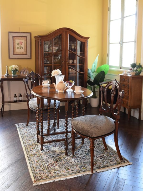 英国アンティークの収納付きの椅子、マホガニー材のミュージック