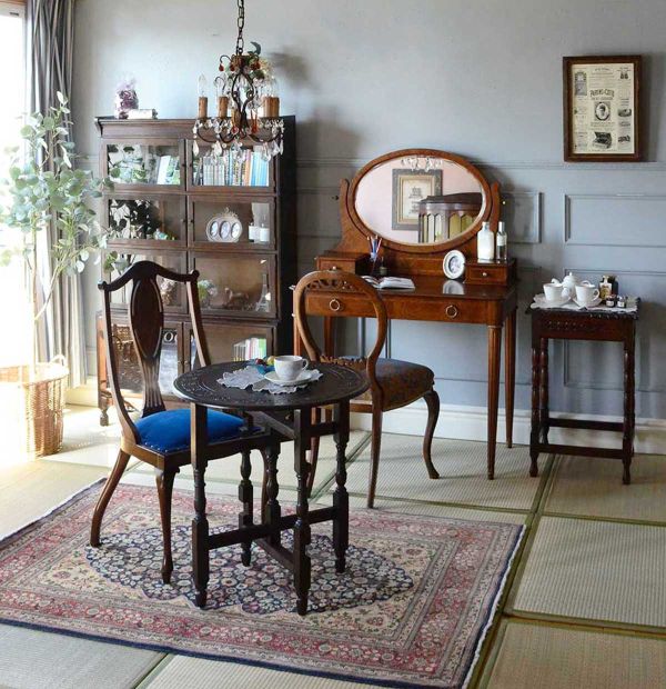 英国アンティークの美しい鏡台、ローズウッド材のドレッサーテーブル(q