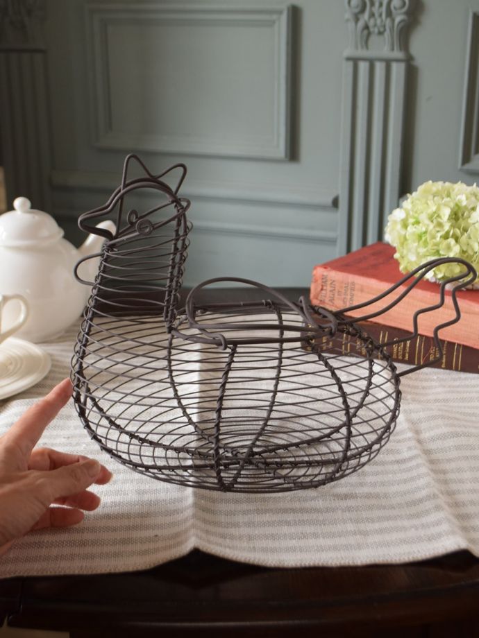 アンティーク調のおしゃれなワイヤーのニワトリ型バスケット（ブラウン