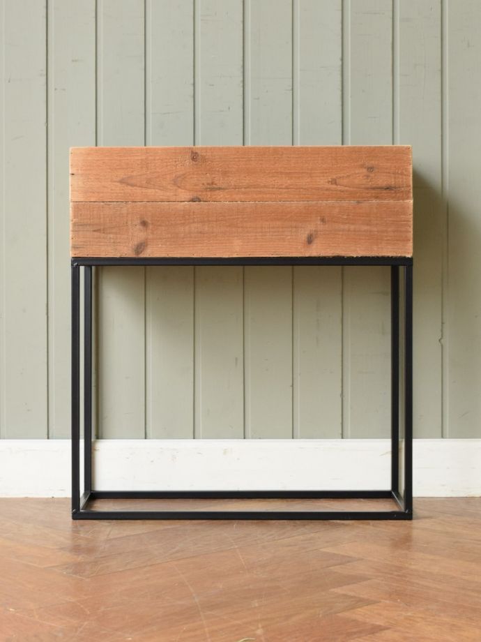 おしゃれなフラワースタンド、アイアン✕杉のプランタースタンド（M