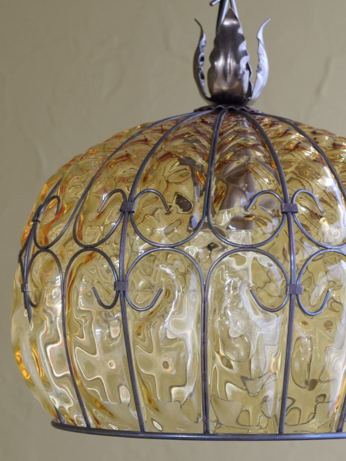 イタリアのおしゃれなペンダントランプ、ヴェネチアで作られた