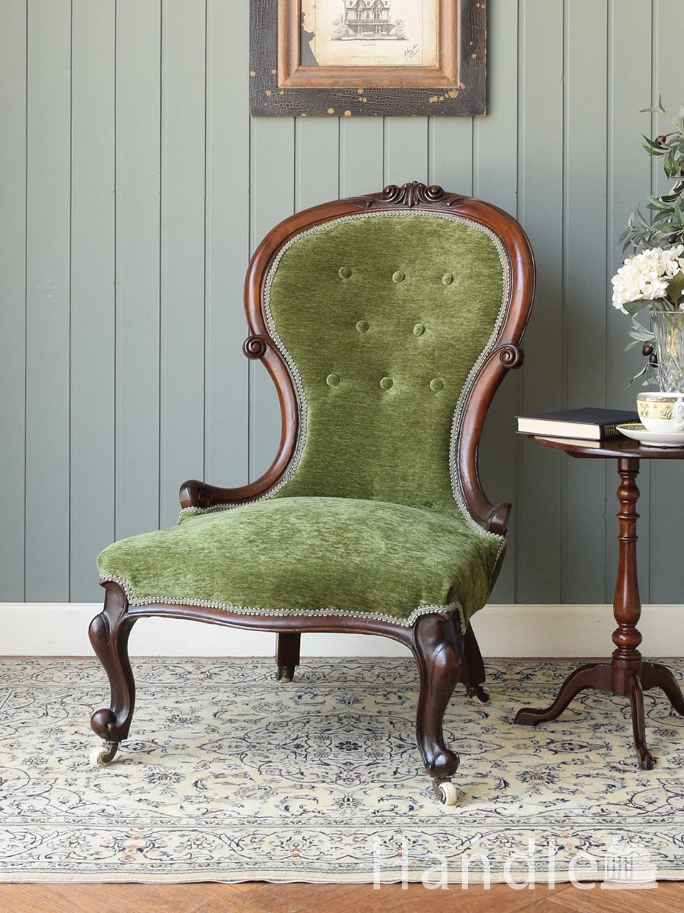 英国から届いたウォールナットの椅子、アンティークのおしゃれな