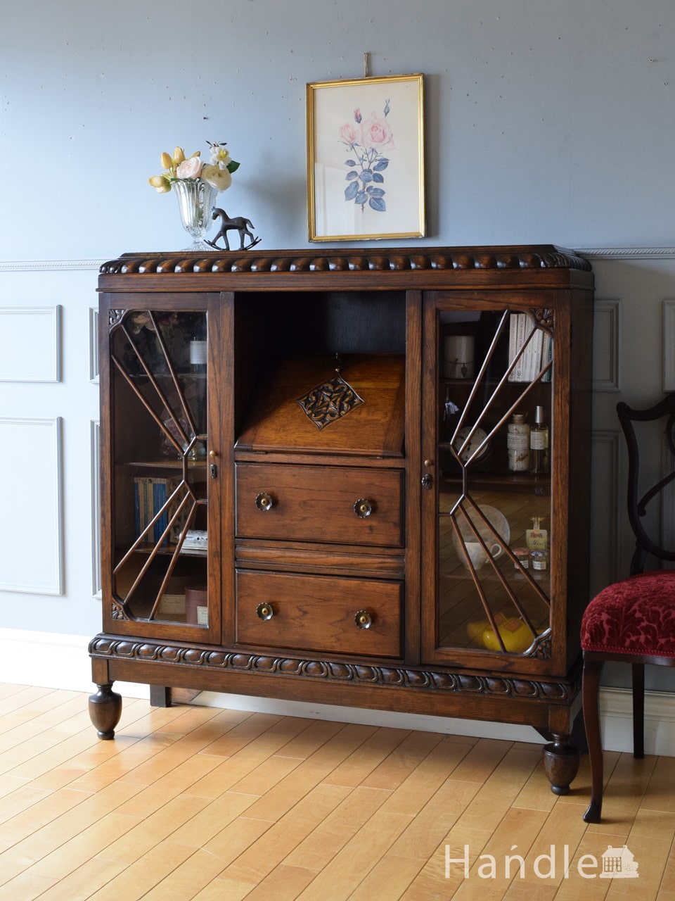 英国のアンティーク書斎机、ライティングビューローとガラス