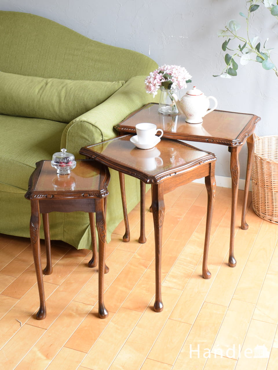 英国紳士のスモーキングテーブル（サイドテーブル）、マホガニー材の