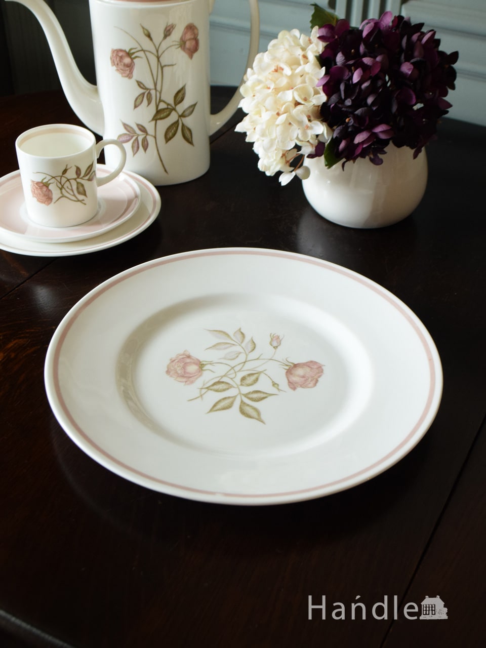 美しいバラの花が描かれたスージークーパーのタリスマンのアンティーク