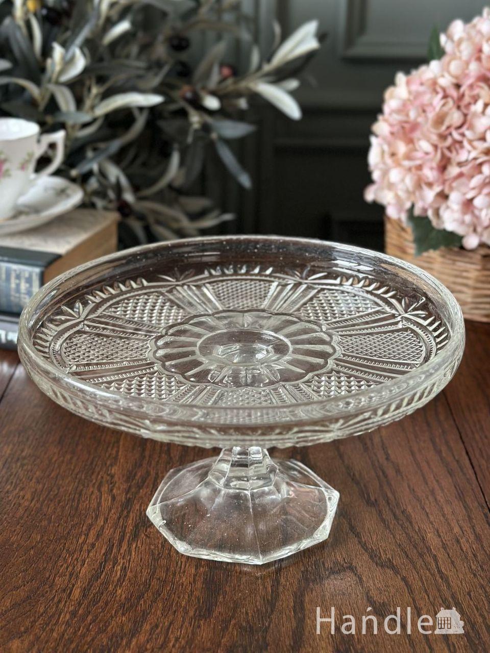 イギリスから届いたアンティークの雑貨、真鍮のおしゃれなブラス