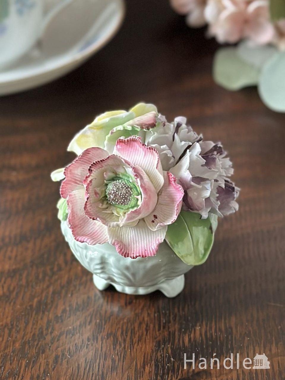 3種類のお花のビンテージ陶花、イギリスから届いたRadnorの陶磁器の