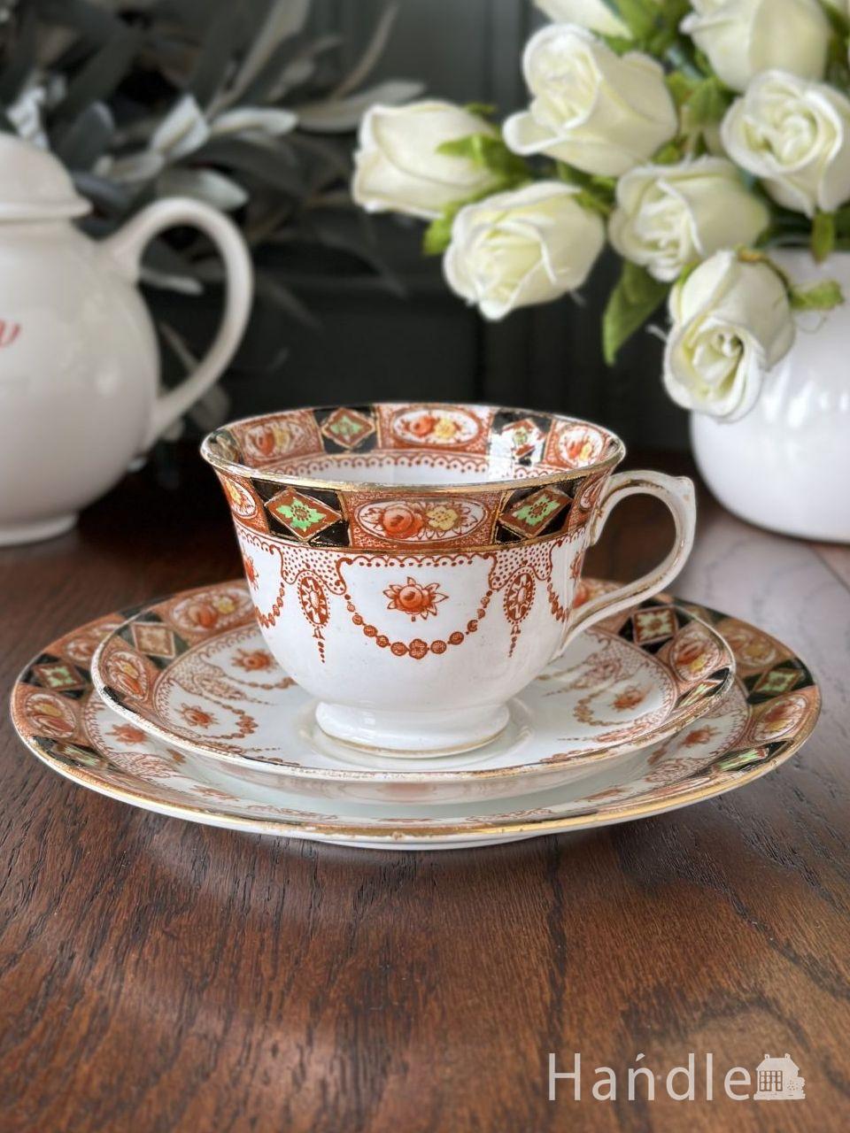 イギリスから届いたロイヤルアルバートの伊万里、とってもおしゃれな