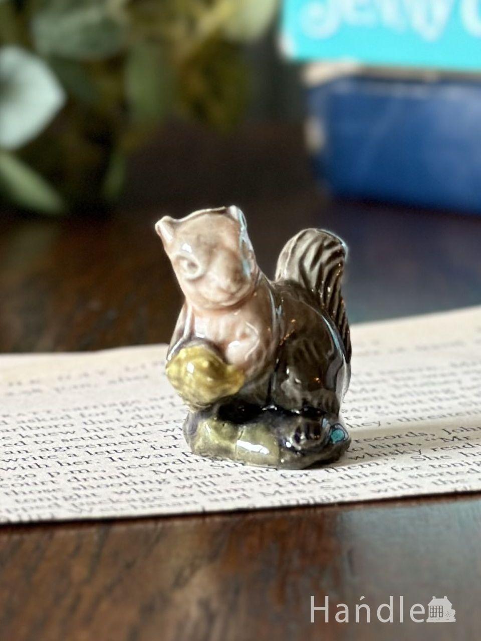 ロイヤルドルトンの可愛いフィギュリン、ビンテージのバニキンズ(JACK