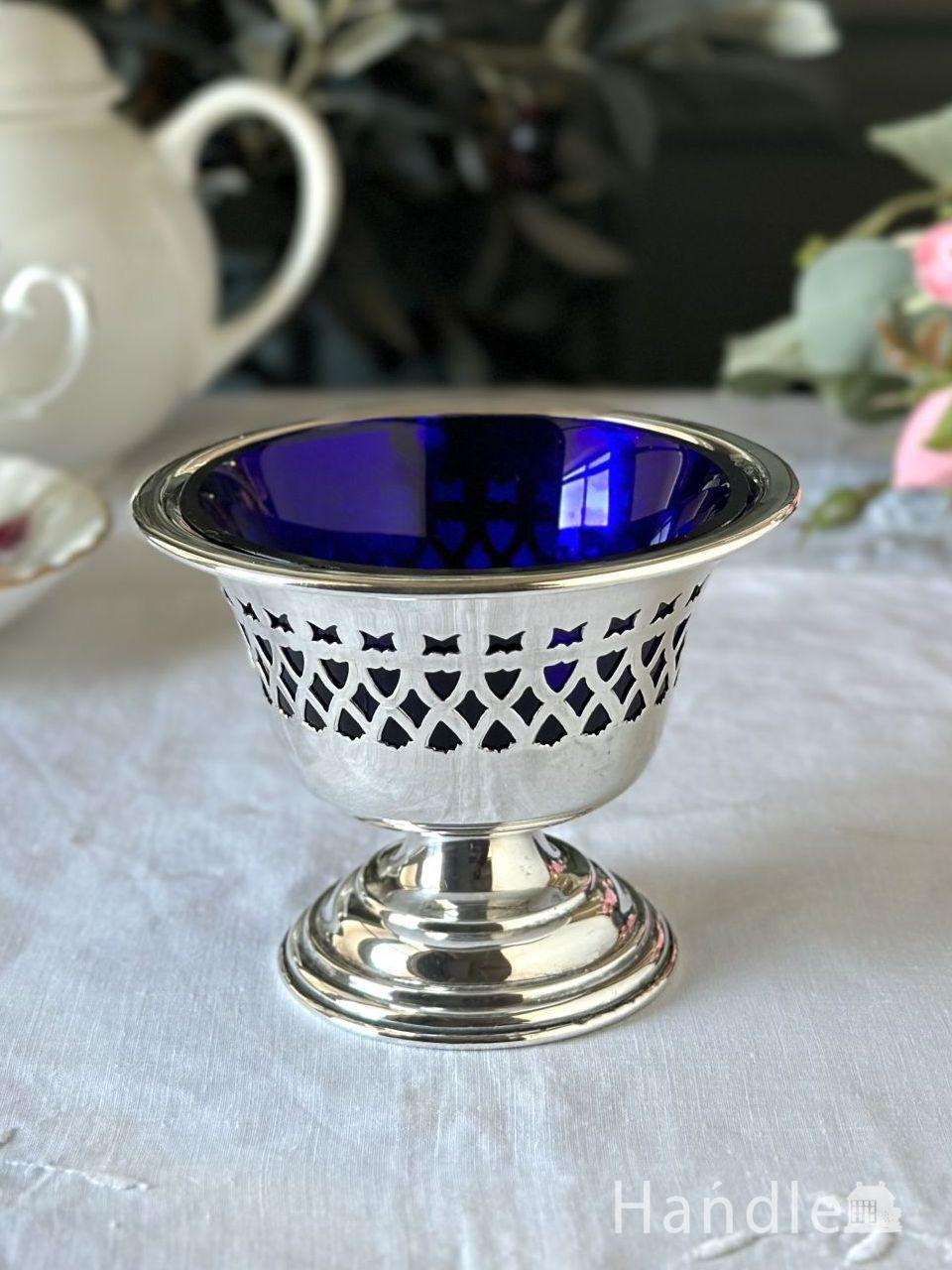 英国輸入の銀食器、アンティークシルバーのブルーガラスがキレイな