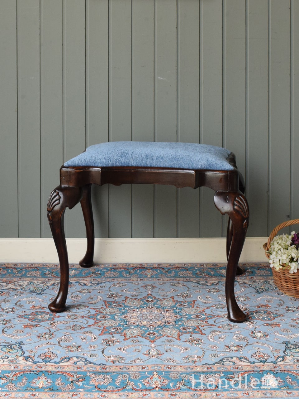 猫脚がお洒落なアンティークの布張りオットマン（スツール）(q-138-c