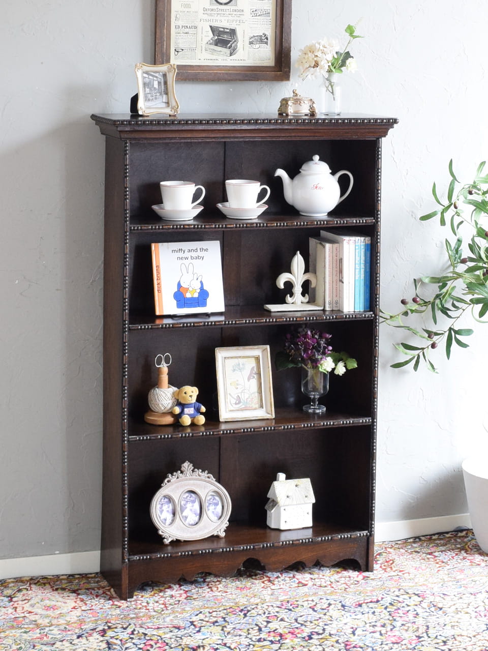 フランスから届いたおしゃれな棚、シャビーシックな白いアンティーク