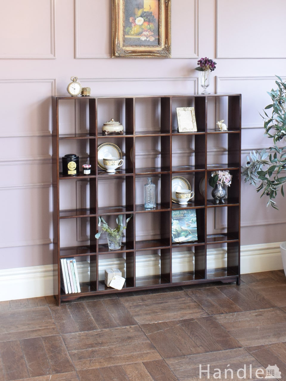 フランスから届いたホワイトのアンティーク風チェスト（chest of