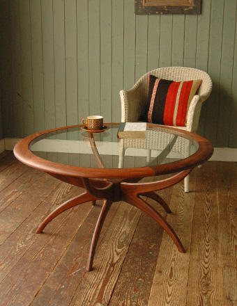 2013年01月31日にご購入済み。1960年代のアンティーク スパイダー