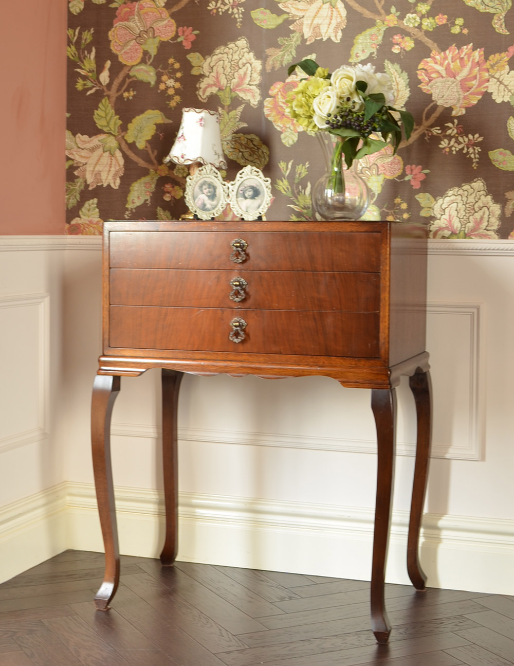 英国のアンティーク家具、ウォルナット材のカトラリーチェスト(k-1243