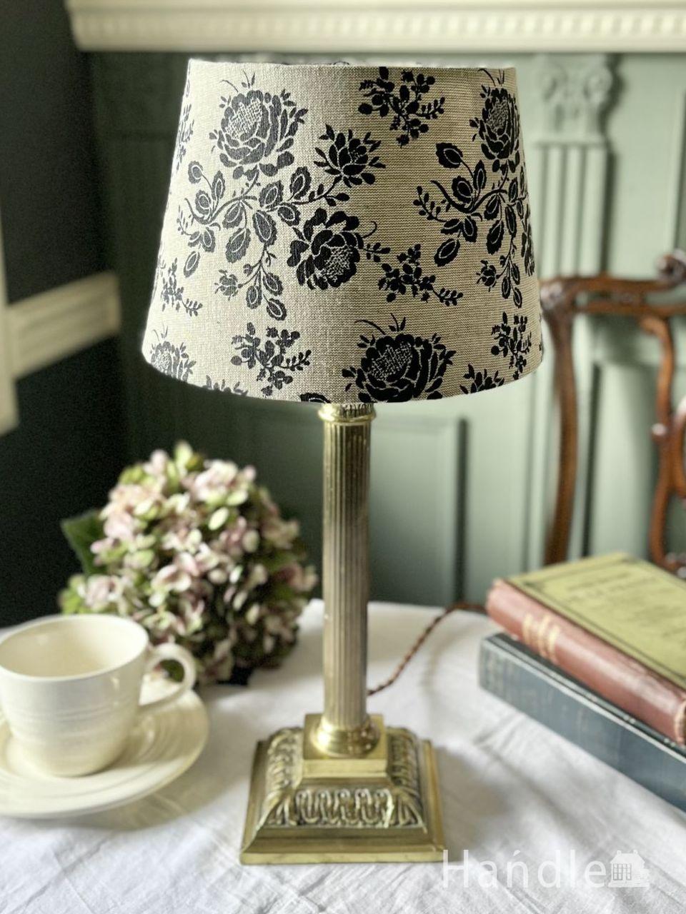 フランス輸入の大理石×真鍮スタンドのアンティーク テーブルランプ(3灯