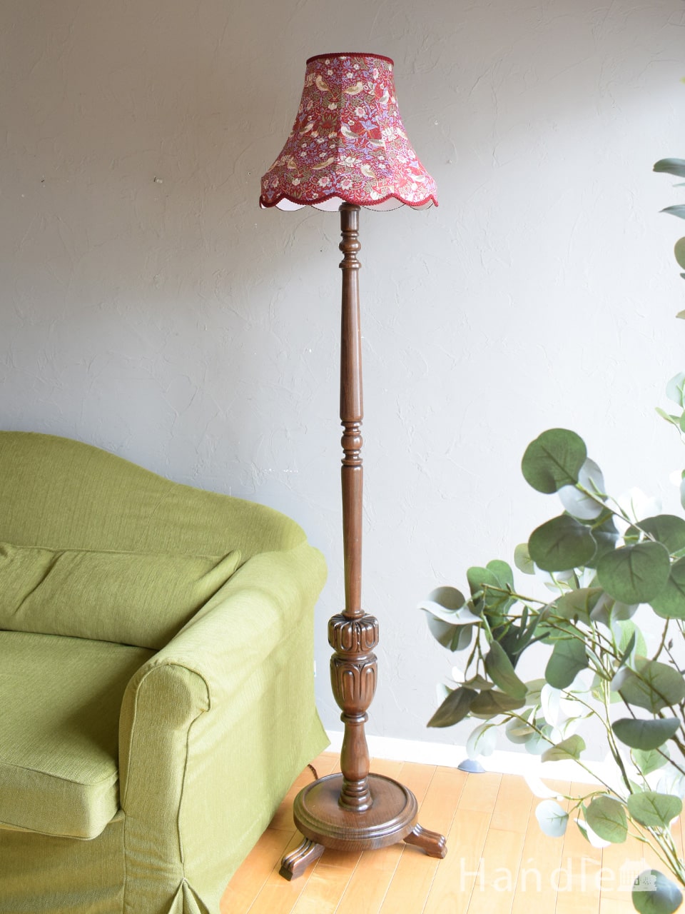 アンティークのスタンド照明、花柄シェードのフロアランプ(k-1028-f