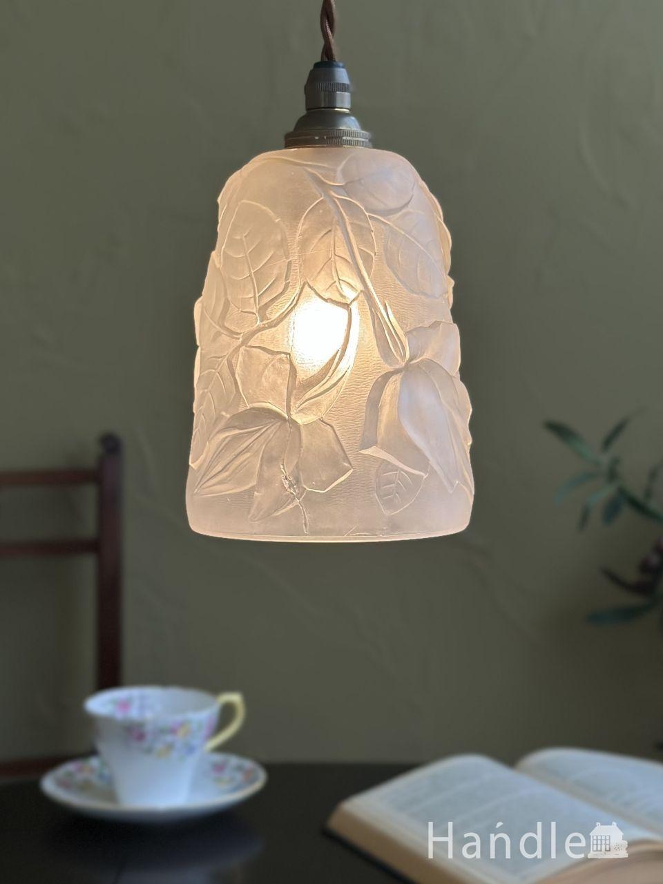 ヒヤシンスが可愛いイギリスからやってきたアンティークペンダント