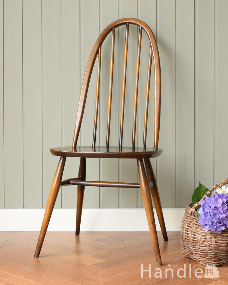 アーコールのクエーカーアームチェア（オリーブチョコ色・アーム付き