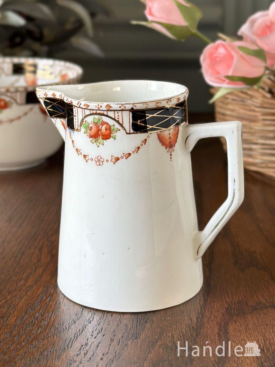 英国アンティークの手描きイマリ、 Belgrave Chinaのクリーマー