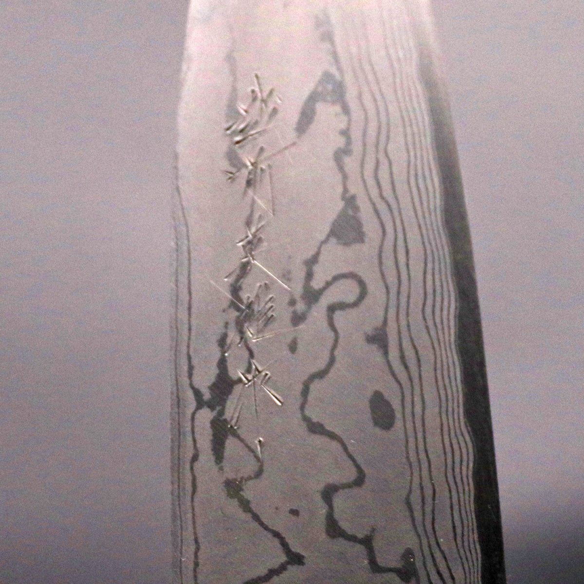 北岡英雄 墨流し 青紙鋼 出刃 包丁 4.5寸 紫檀八角柄 – HAGAKURE