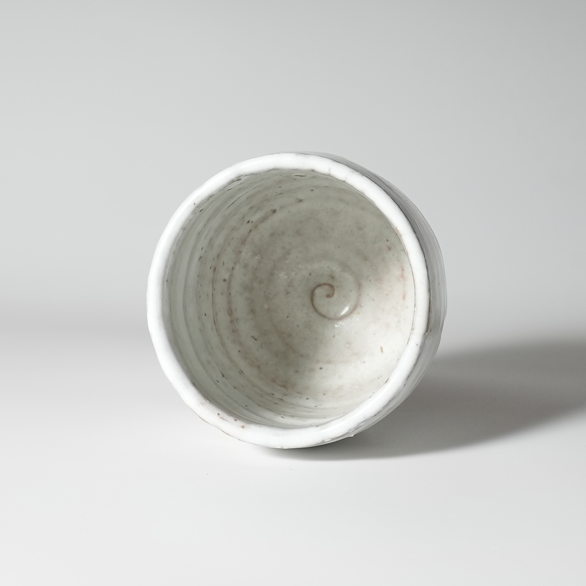 湯呑 木箱入 岡田裕 県指定無形文化財 萩焼 | 萩焼屋Hagiyakiya ネット