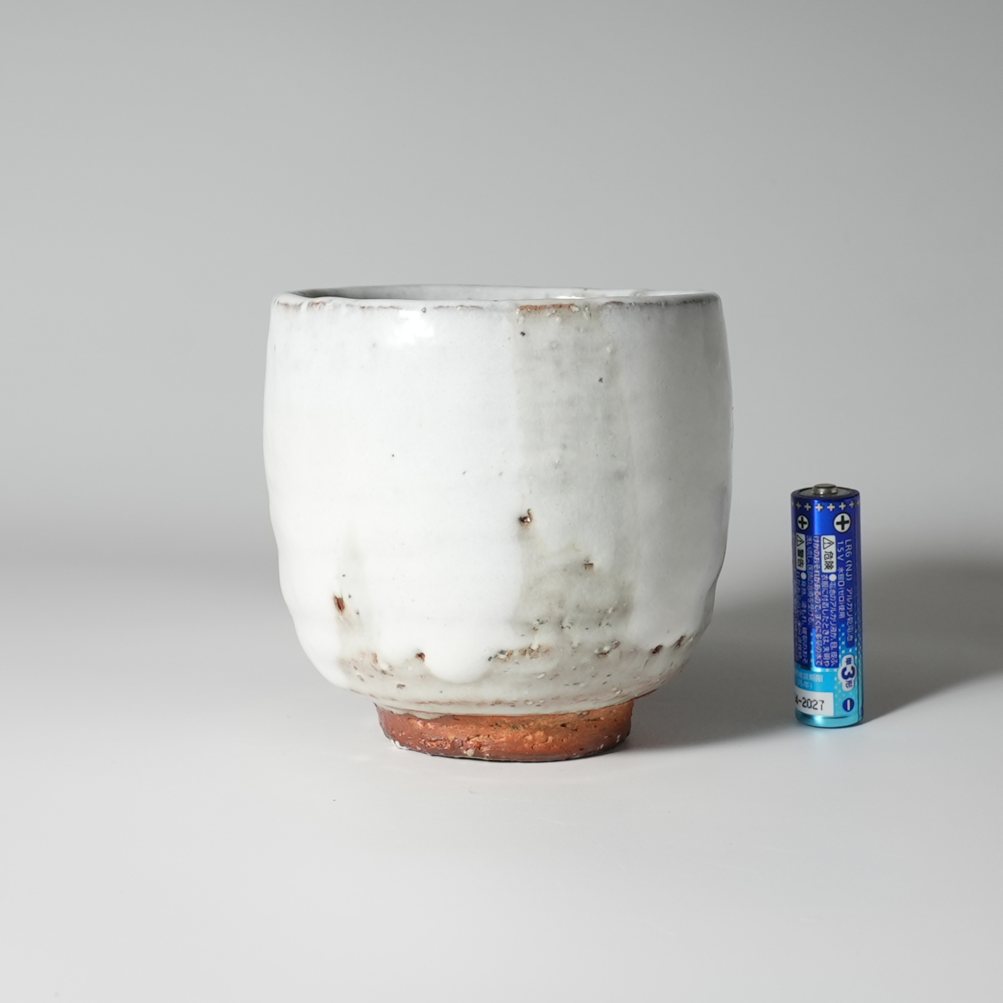 湯呑 木箱入 岡田裕 県指定無形文化財 萩焼 | 萩焼屋Hagiyakiya ネット