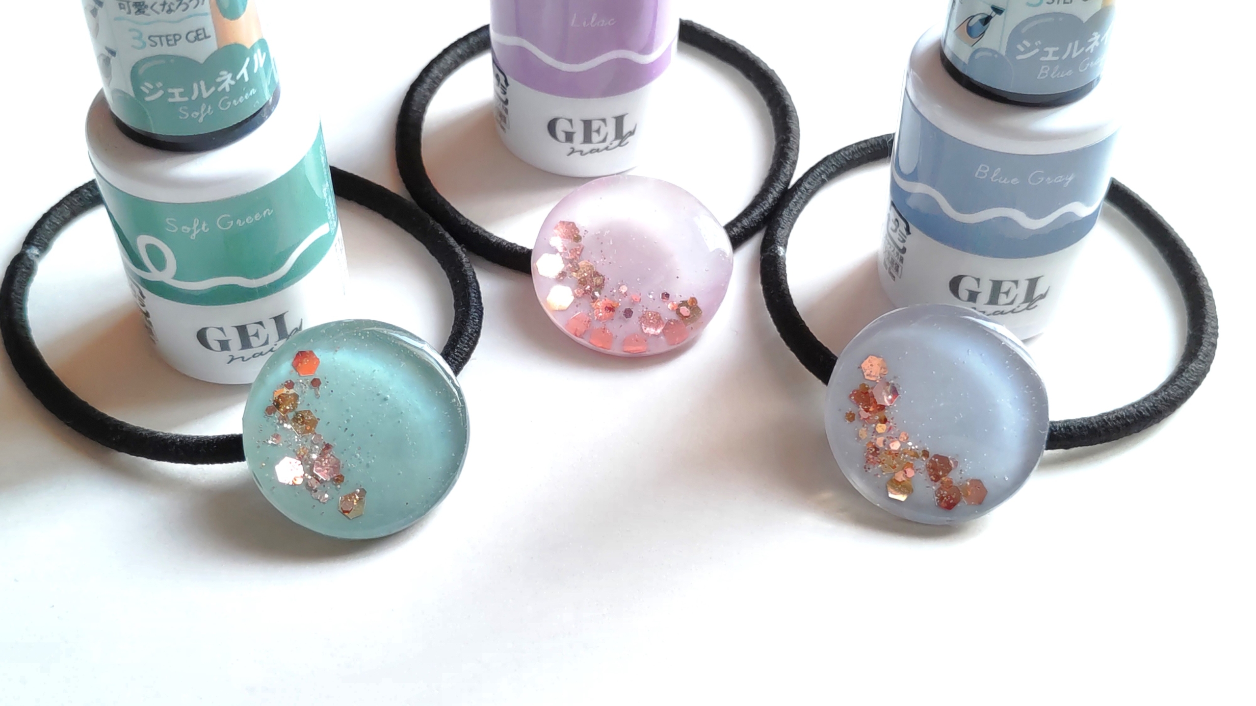 100均材料でレジンヘアゴムを手作り！ジェルネイルで着色も簡単♪