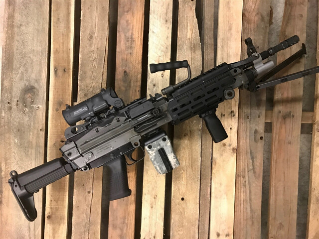 BBT VFC M249 GBB用 MIタイプ MLOKレールハンドガード
