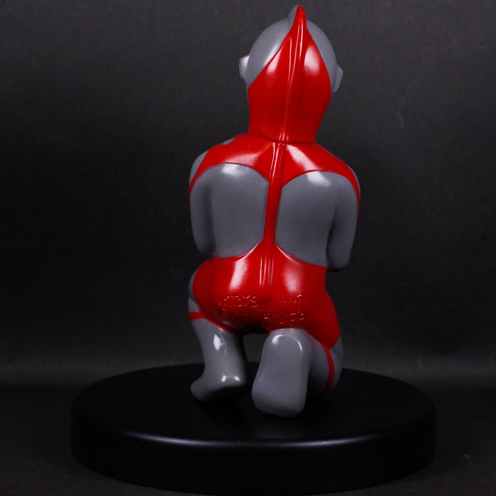 7月9日(火)18時より抽選開始】【U.S.TOYS】SBウルトラマン(グレー