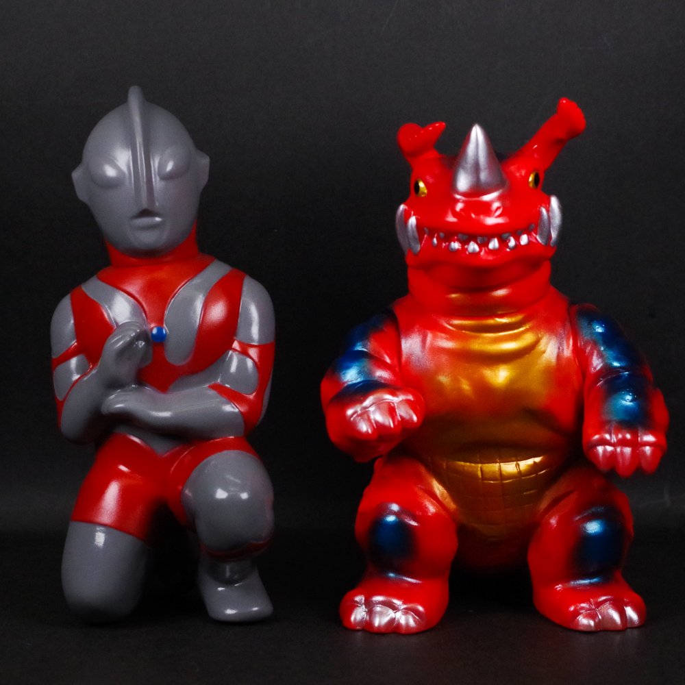 7月9日(火)18時より抽選開始】【U.S.TOYS】SBウルトラマン(グレー