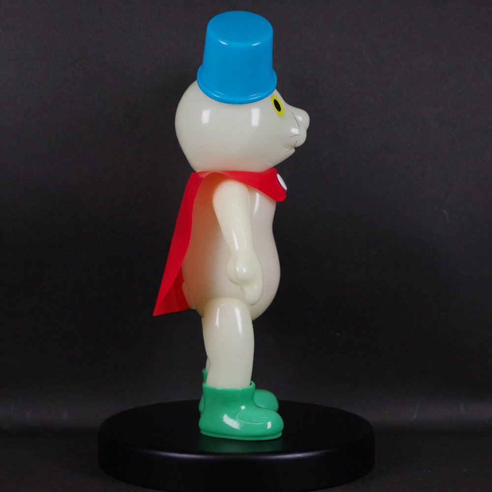 8月7日(水)18時より抽選開始】【駄玩具堂】クツネコ(蓄光)が登場