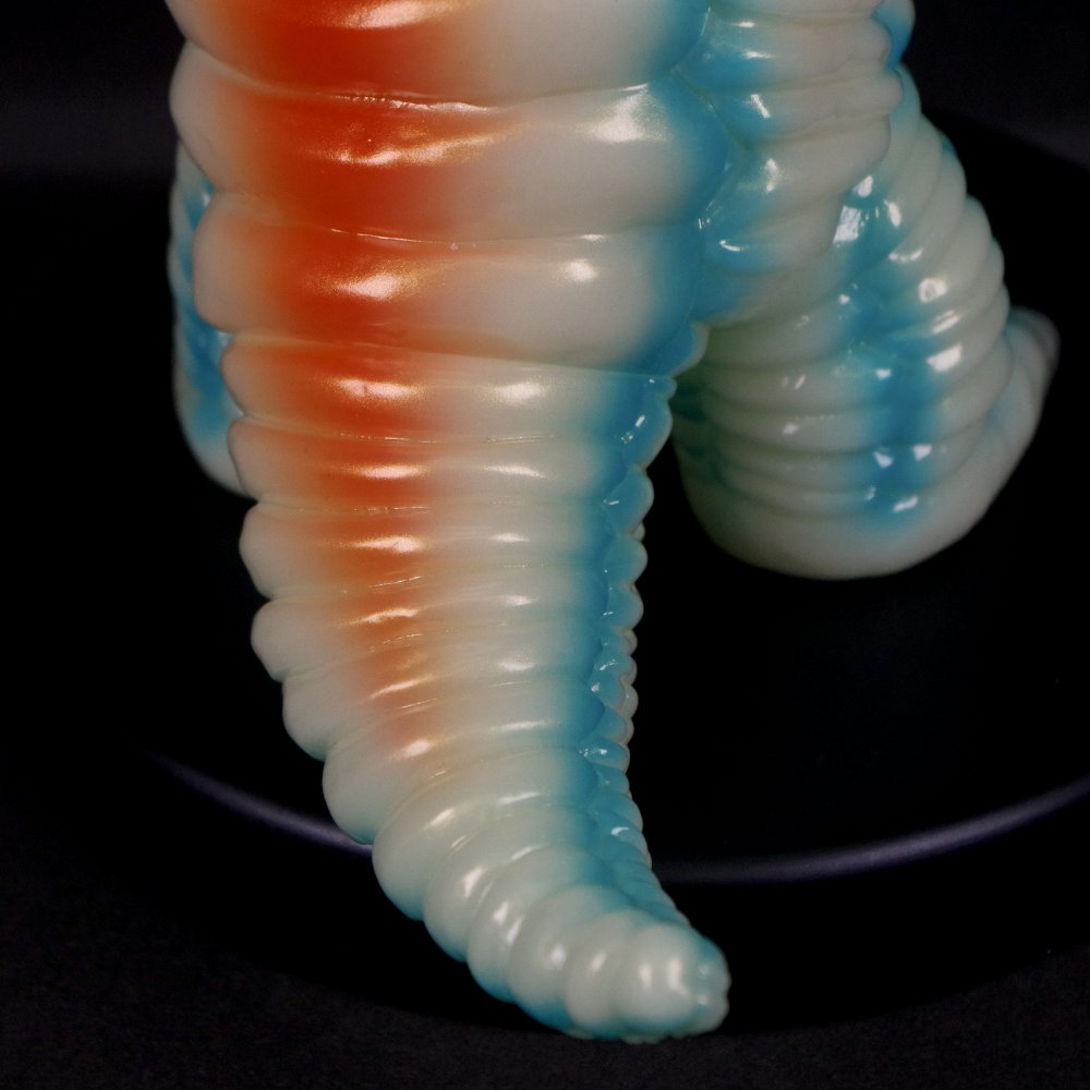 1月22日(水)18時より抽選開始】【STRANGE GALLERY】レッドキング(蓄光