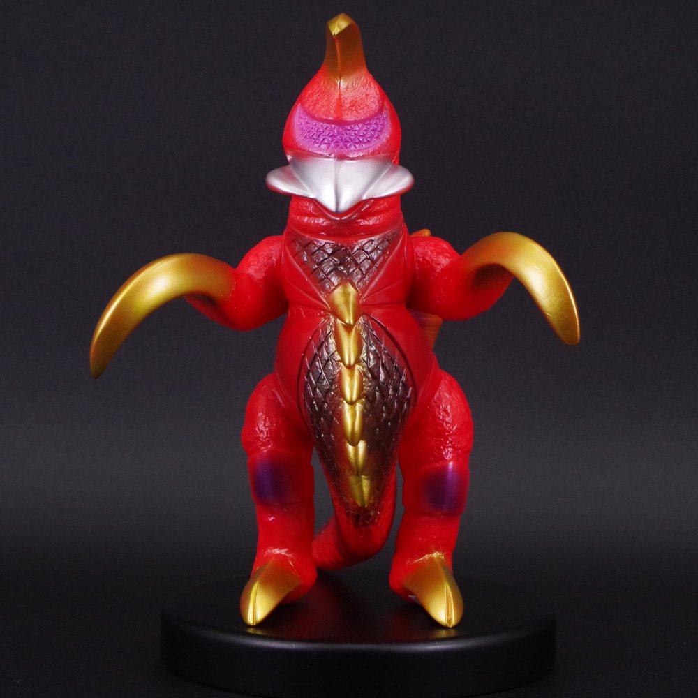 1月24日(金)より受注受付開始】【ブルマァク】ガイガン(レッド)が登場