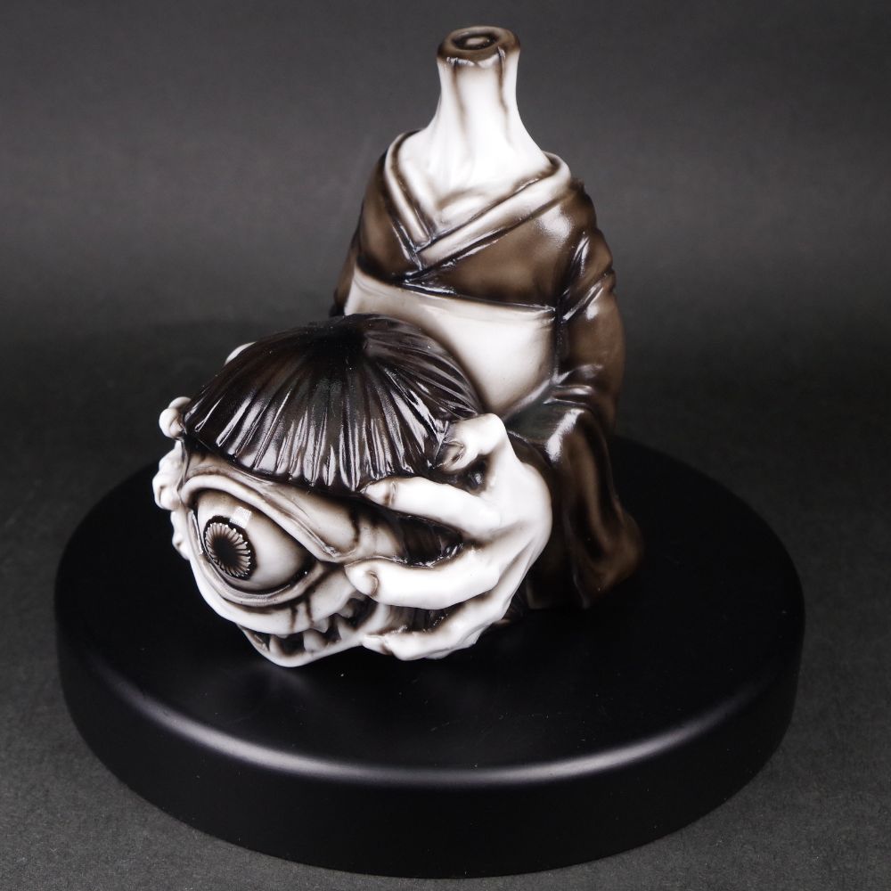 墓場の生誕祭 抽選ソフビ情報】かっこわらい雑貨店(笑)が贈る次なる