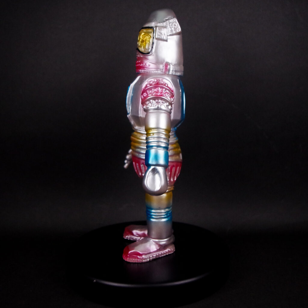 12月7日(水)14:00より受注受付開始】【ブルマァク】より地底ロボット