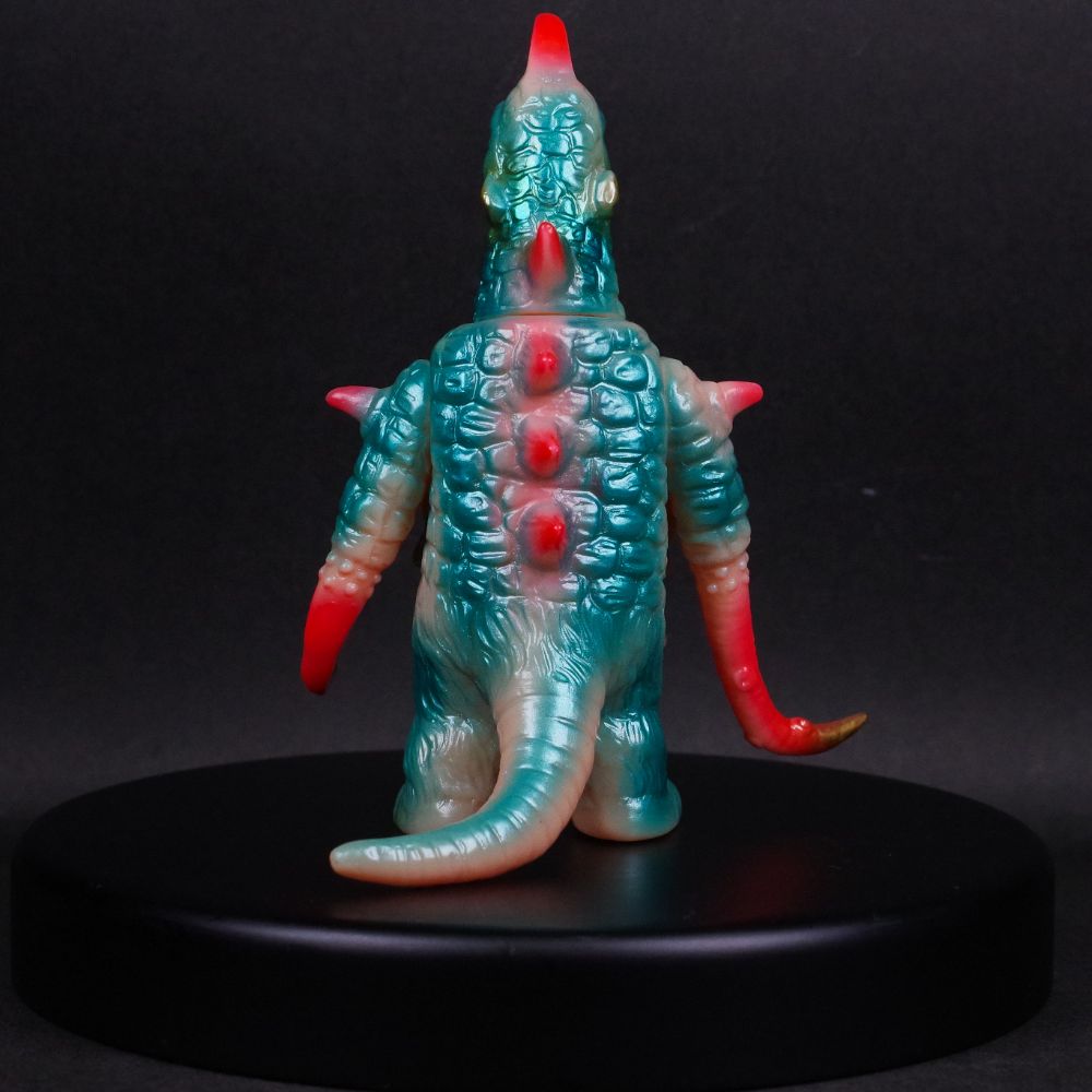 6月23日(日)より販売開始】【ブルマァク】バルタン星人(ブラウン