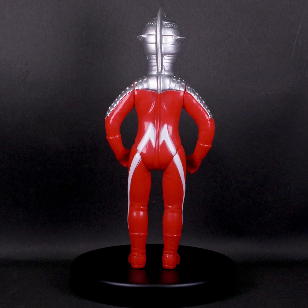 11月26日(日)より《TSUBURAYA CONVENTION 2023》で販売開始