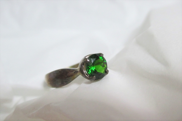 クロムダイオプサイト（透輝石）- Chrome Diopside ｜ ハッピー