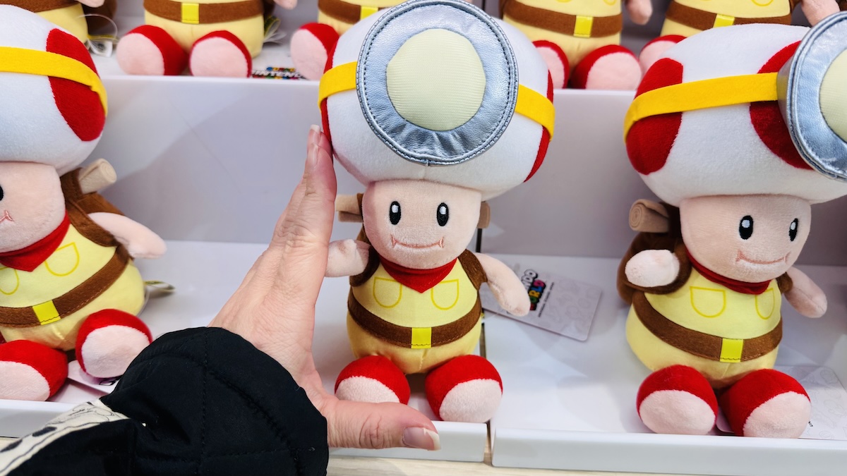 リュックの地図も再現!? USJキノピオ隊長グッズが登場