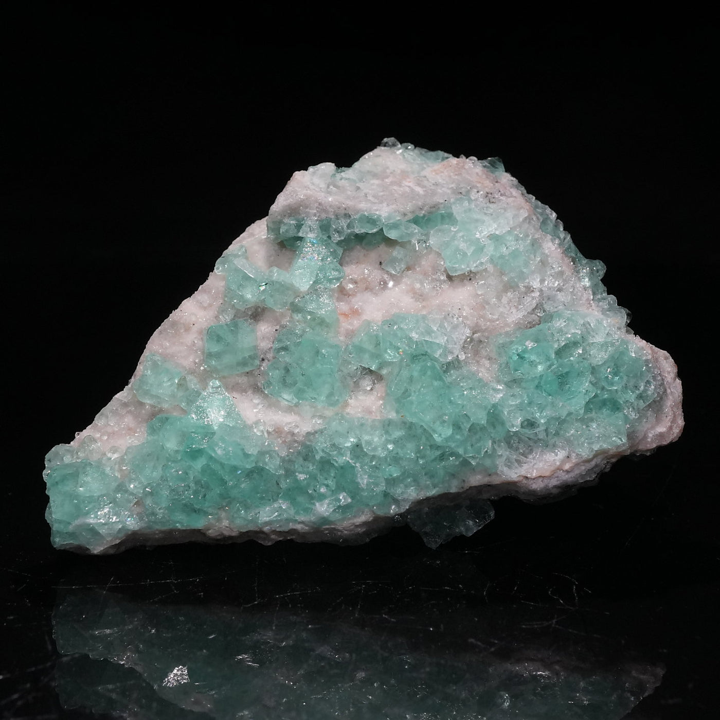 スペイン バルセロナ産 フローライト – 天然石ハッピーギフト