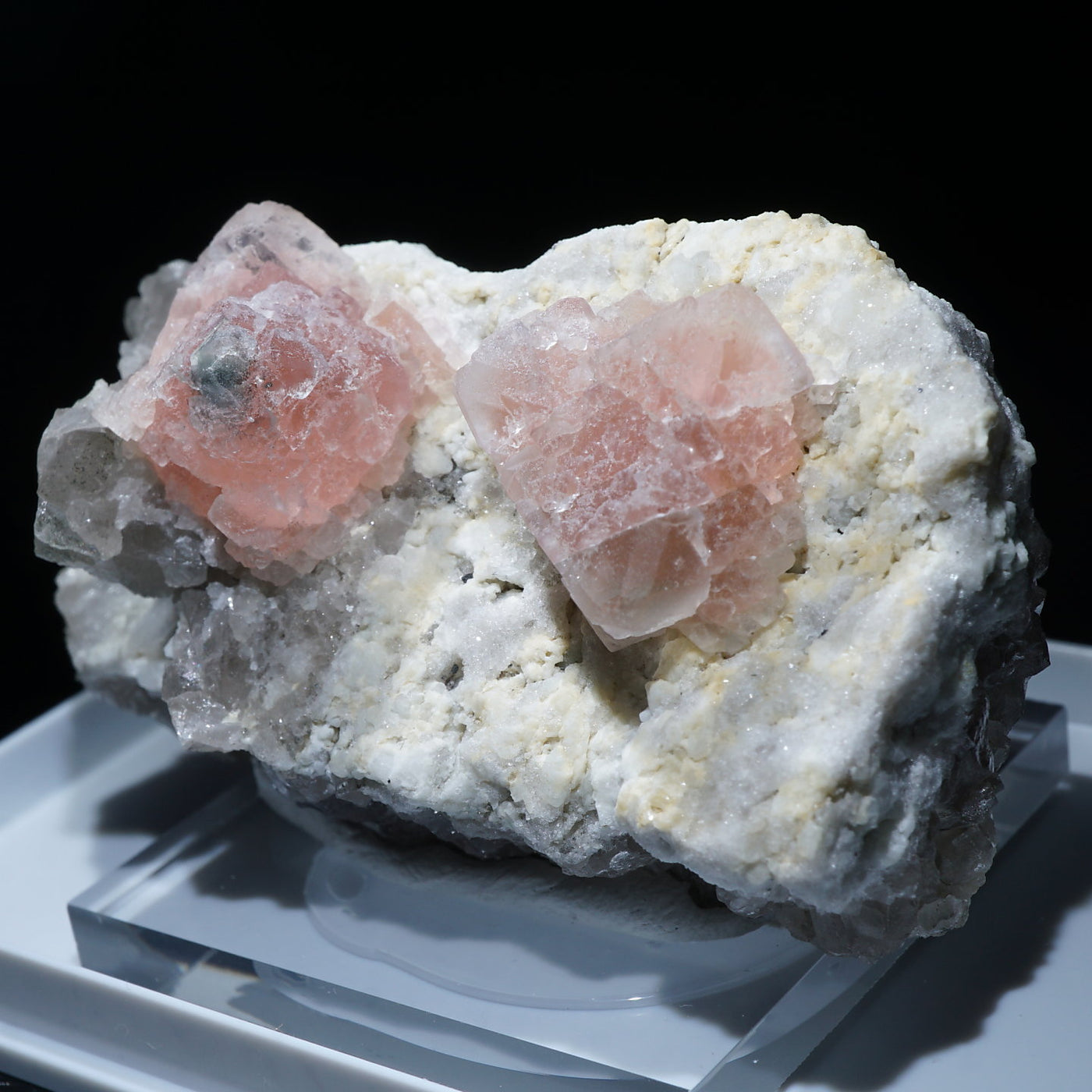 スイス産 ピンクフローライト – 天然石ハッピーギフト