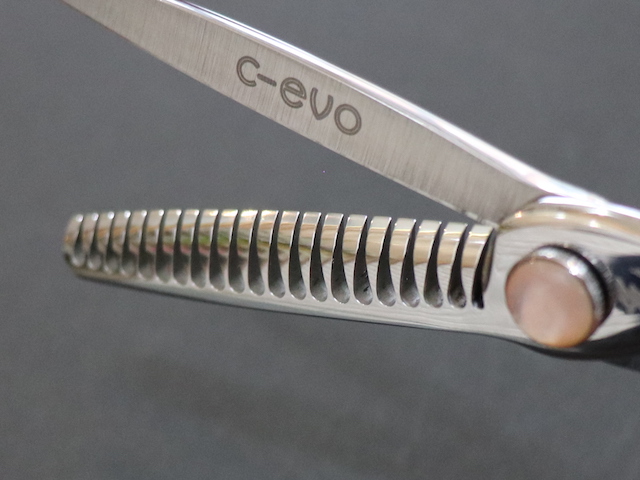 光シザー HIKARI c-evo762 美容師用 理容師用 トリマー用 中古セニング